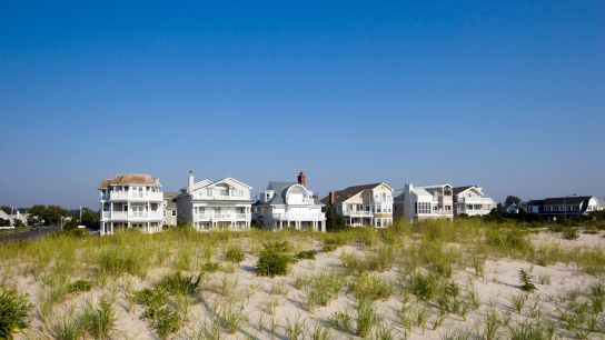 Jersey Shore Wealth: ZIP Code 07762 (Spring Lake, NJ) Defines Coastal Affluence